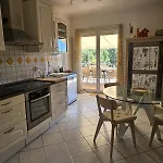 Апартаменты Sarreulysse De Standing Au Centre De